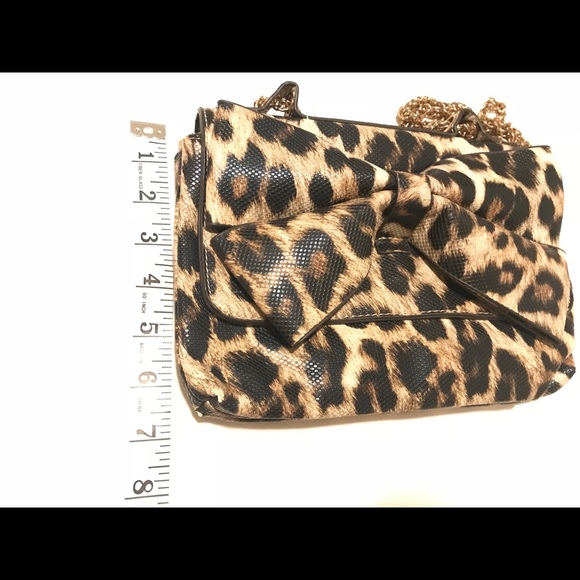 Charming Charlie Leopard Bow Bag - Picture 3 of 8